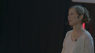 L'archéologue est-il un romancier comme les autres ? | Jennifer Kerner | TEDxESTACA